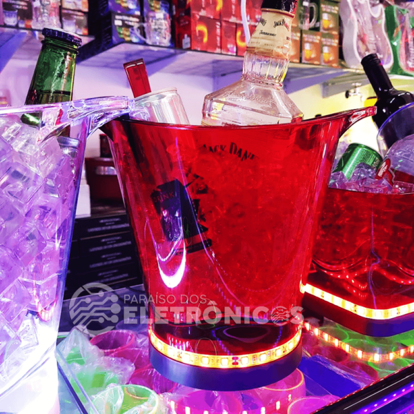 Balde Gelo Personalizado Com Led Vermelho 5 Litros Para Bebidas Com Suporte Para Taças AP1012VM - Image 2